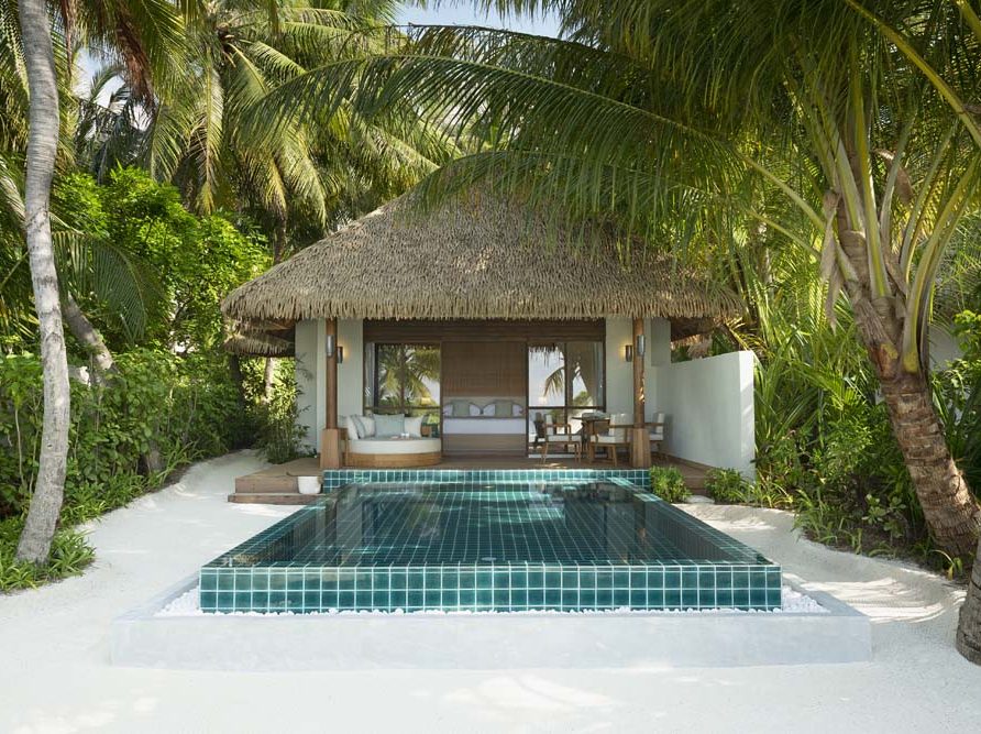 Deluxe Beach Bungalow with Pool